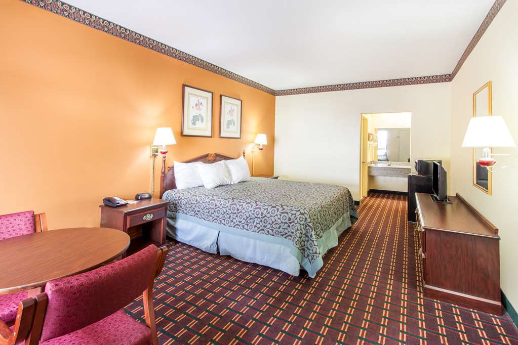 Days By Wyndham Hotel 2*